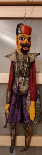 marionnette de soldat (fer forgé et tissus), Enlèvement