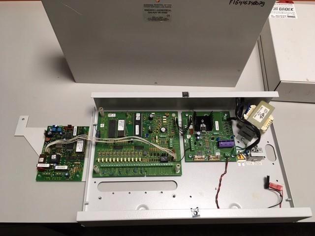 344. Honeywell Galaxy 60 alarmcentrale, Hobby & Loisirs créatifs, Hobby & Loisirs Autre, Utilisé, Enlèvement ou Envoi