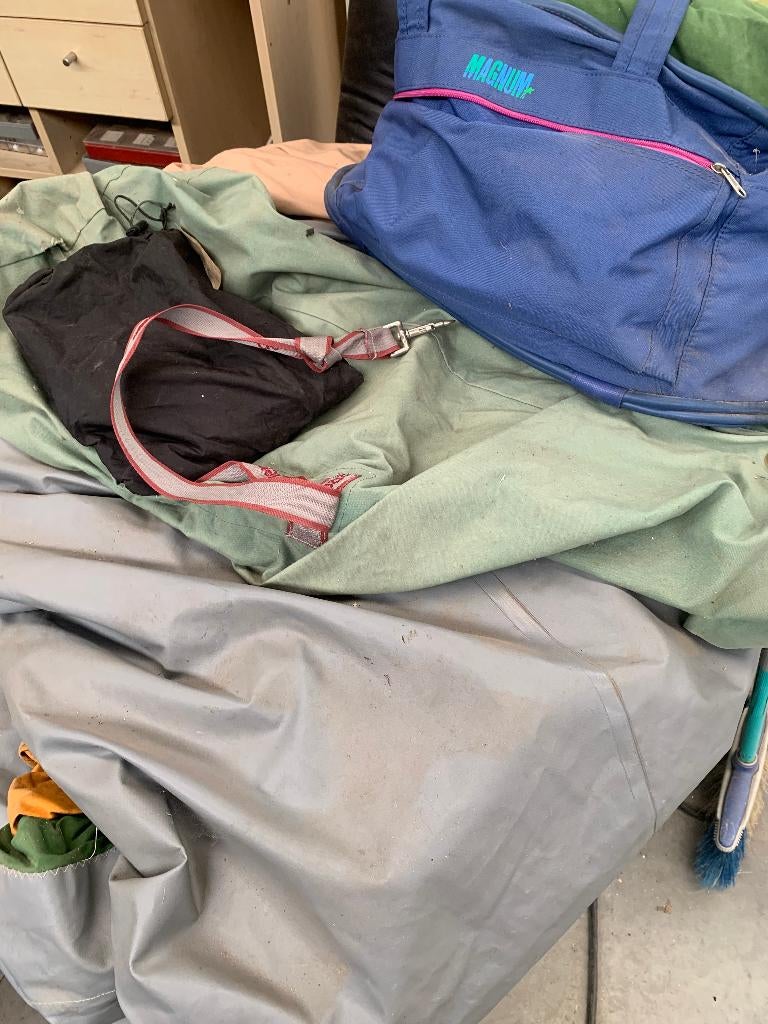 tent de waard tureluur, Ophalen