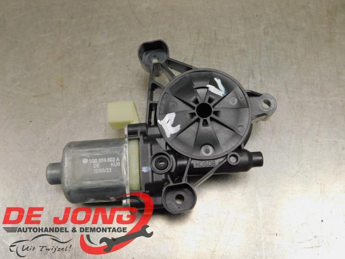 Moteur de vitre portière d'un Volkswagen Golf, Autos : Pièces & Accessoires, Volkswagen, -, 3 mois de garantie, Utilisé