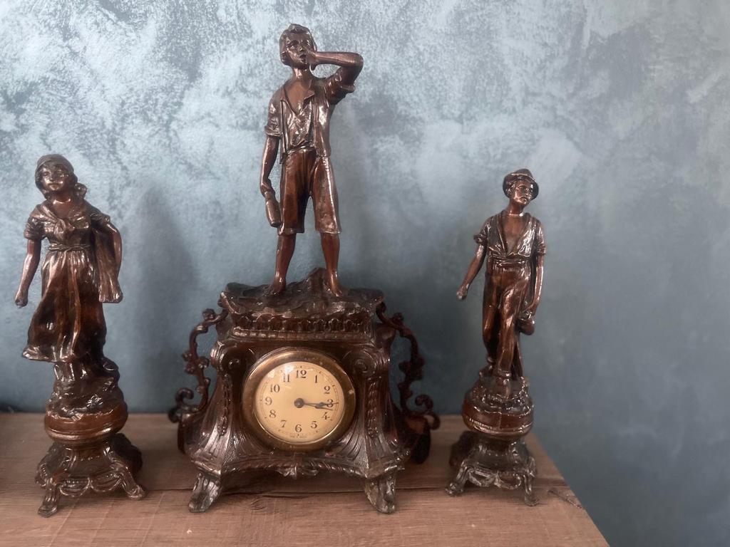 Antiek 3-delige Klok set, Enlèvement