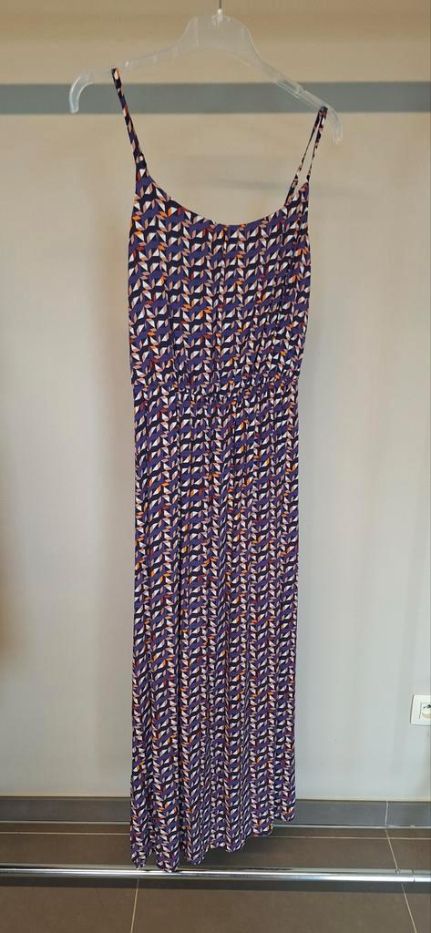 Lang kleed met splitten in zijnaad. Mt 38., Kleding | Dames, Jumpsuits, Gedragen, Maat 38/40 (M), Overige kleuren, Ophalen of Verzenden