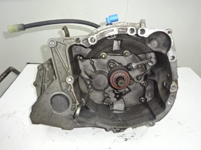 Versnellingsbak van een Renault Clio, Gebruikt, -, Renault, -