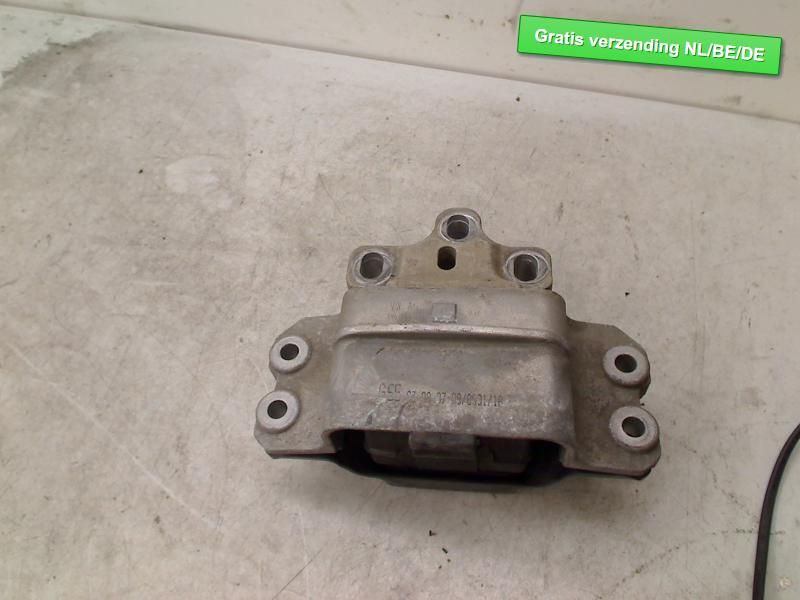 VERSNELLINGSBAKSTEUN Volkswagen Golf VI (5K1) (1K0199555R), Gebruikt, De Bloemendaal 21 21
5221 EB  'S HERTOGENBOSCH, NL, Info@123Parts.nl