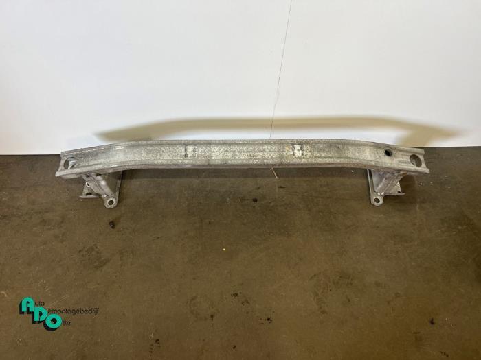 Cadre pare-chocs avant d'un Renault Clio (Clio 3 06-), Autos : Pièces & Accessoires, Suspension & Châssis, Renault, Utilisé, 3 mois de garantie