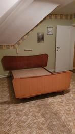 Vintage bed, Huis en Inrichting, Ophalen, Gebruikt, Tweepersoons, Vintage