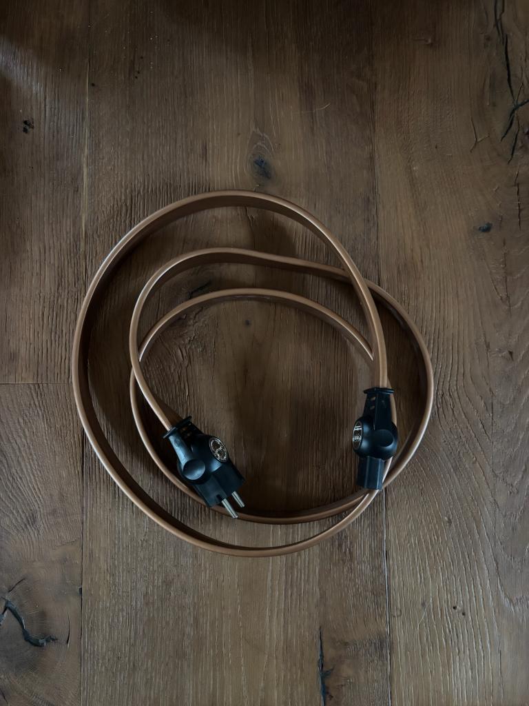 Cable d’alimentation Wireworld Electra 7 1,5M, TV, Hi-fi & Vidéo, Enlèvement ou Envoi, Utilisé, Moins de 2 mètres, Autres câbles