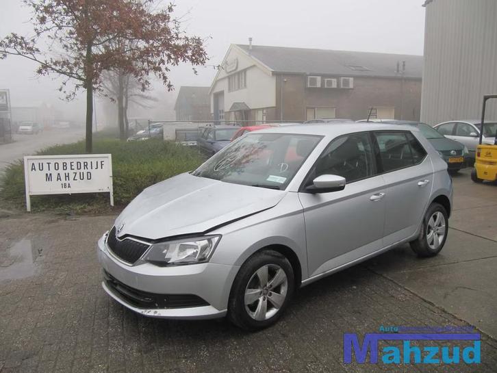 SKODA FABIA 3 NJ3 INTERIEUR 5 DEURS GRIJS ZWART WIT, Auto-onderdelen, Interieur en Bekleding, Skoda, Gebruikt