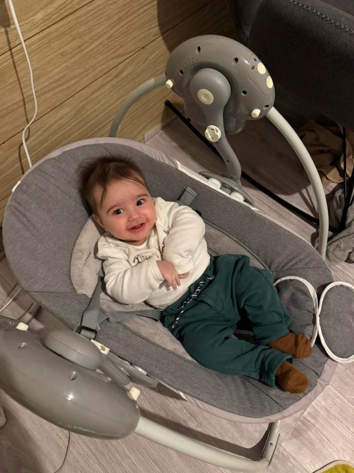 Elektrische schommelstoel, Enfants & Bébés, Relax bébé, Utilisé, Siège de balançoire, Autres marques, Avec ceinture(s), Enlèvement