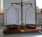 Balance ancienne de pharmacien., Enlèvement