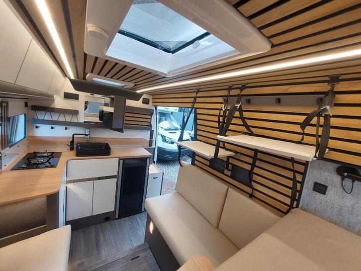 Weinsberg CaraLife 630 LQ | Le voyage modulaire réinventé, Caravanes & Camping, Camping-cars, Entreprise, jusqu'à 3, Modèle Bus ou Fourgon aménagé