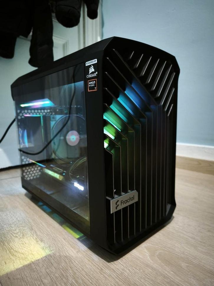 PC Gaming mini-itx 9800x3d - 5070TI - 32GB DDR5, Informatique & Logiciels, Ordinateurs de bureau, Comme neuf, SSD, Gaming, Enlèvement