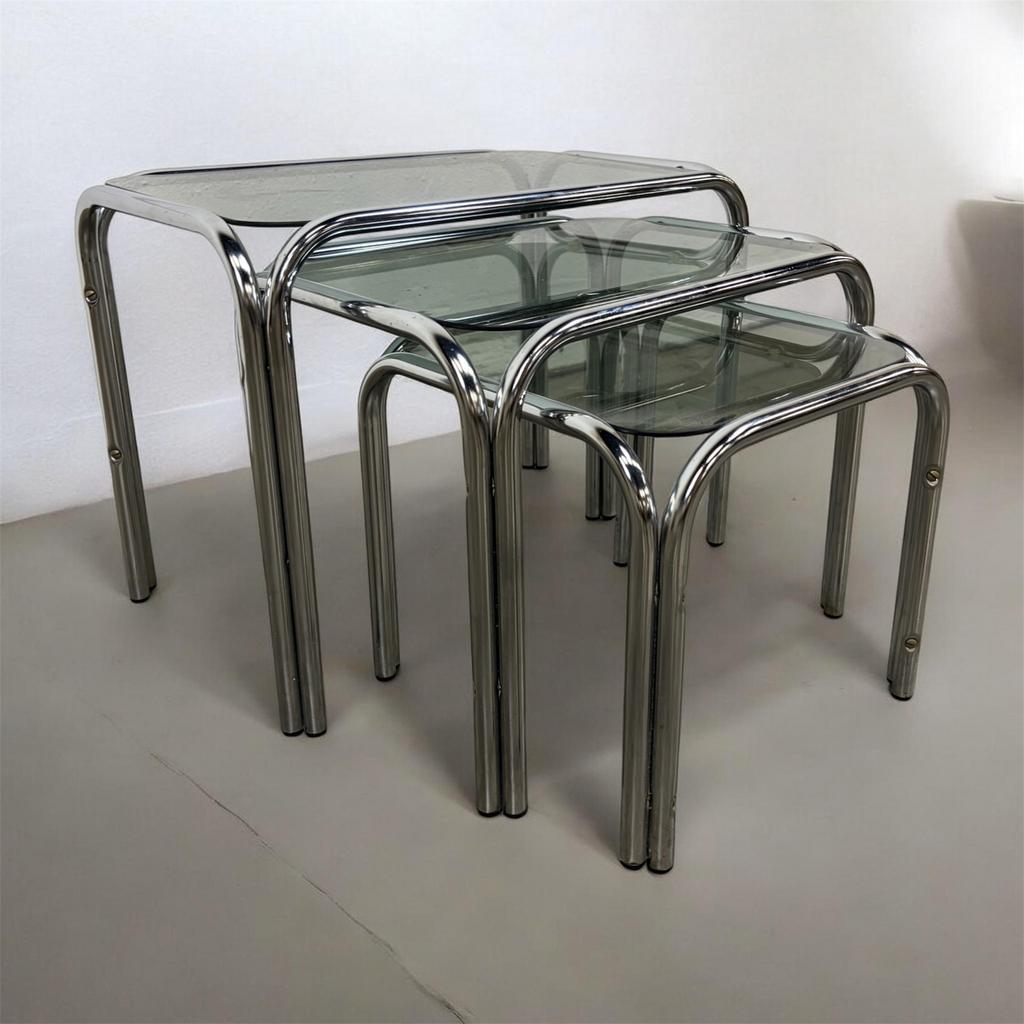 ensemble de 3 tables gigognes et tables d'appoint vintage, Antiquités & Art, Enlèvement