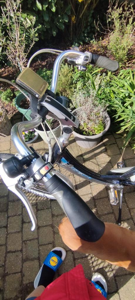 Electrische fiets sparta, Vélos & Vélomoteurs, Vélos | Femmes | Vélos pour femme, Utilisé, Sparta, Vitesses, 56 cm ou plus, Enlèvement ou Envoi