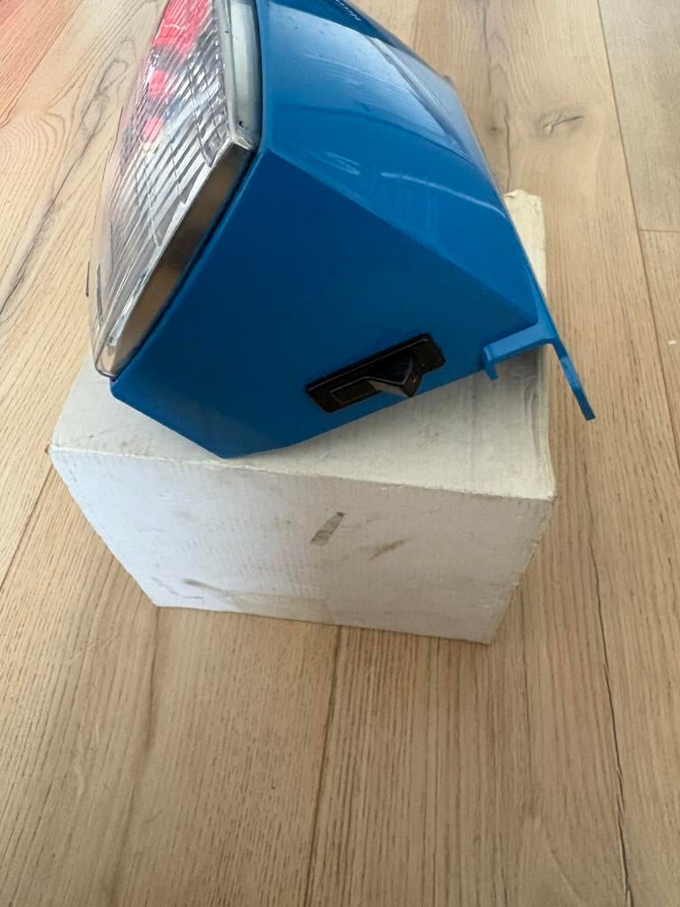 Peugeot 103, Fietsen en Brommers, Brommerhelmen, Ophalen of Verzenden, Nieuw