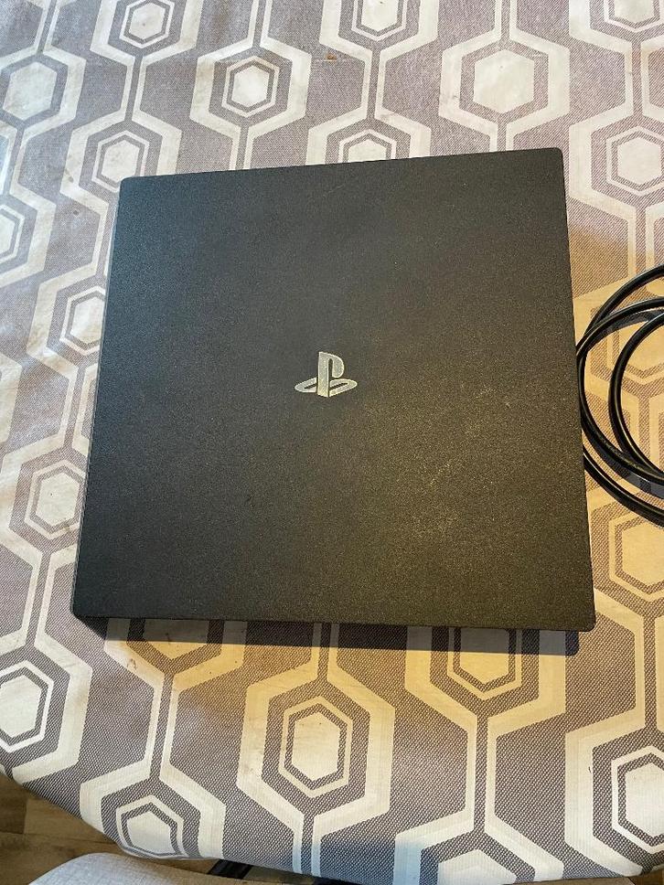 PS4 Pro 1To, Consoles de jeu & Jeux vidéo, Consoles de jeu | Sony PlayStation 4, Ne fonctionne pas, Pro, 1 TB, Sans contrôleur