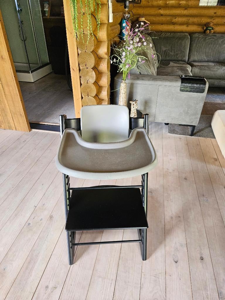 Tripptrapp stoel stokke, Kinderen en Baby's, Ophalen of Verzenden, Gebruikt, Meegroeistoel, Afneembaar eetblad