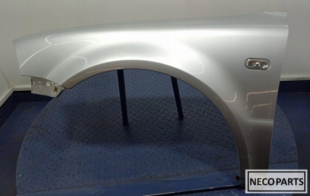 VW PASSAT B5 FL LIFT VOORSPATBORD LINKS LA7W, Gebruikt, -, Volkswagen, -