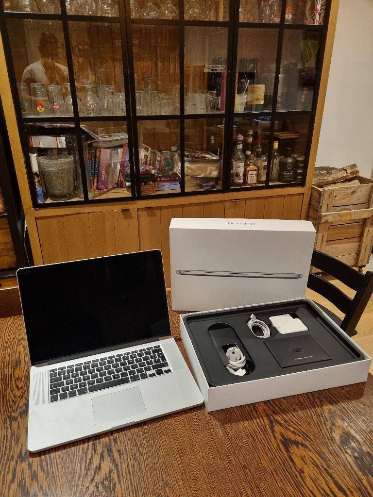 Apple Macbook Pro 15”, Computers en Software, Apple Macbooks, Gebruikt, MacBook, 15 inch, 4 Ghz of meer, 256 GB, Azerty, Ophalen