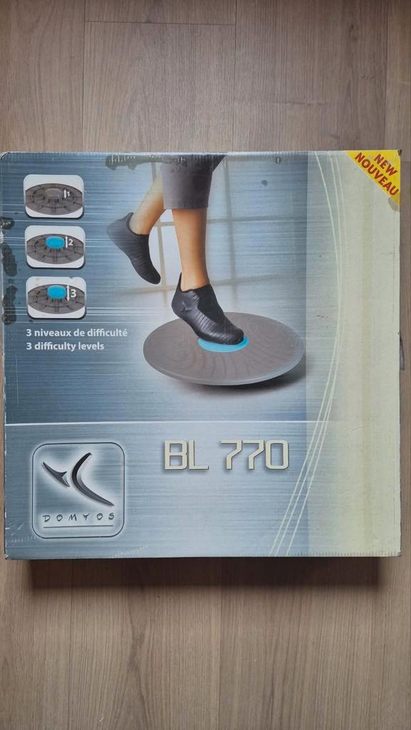 Plateau équilibre / balance board Domyos BL770 – neuf, Sports & Fitness, Produits de santé, Wellness & Bien-être