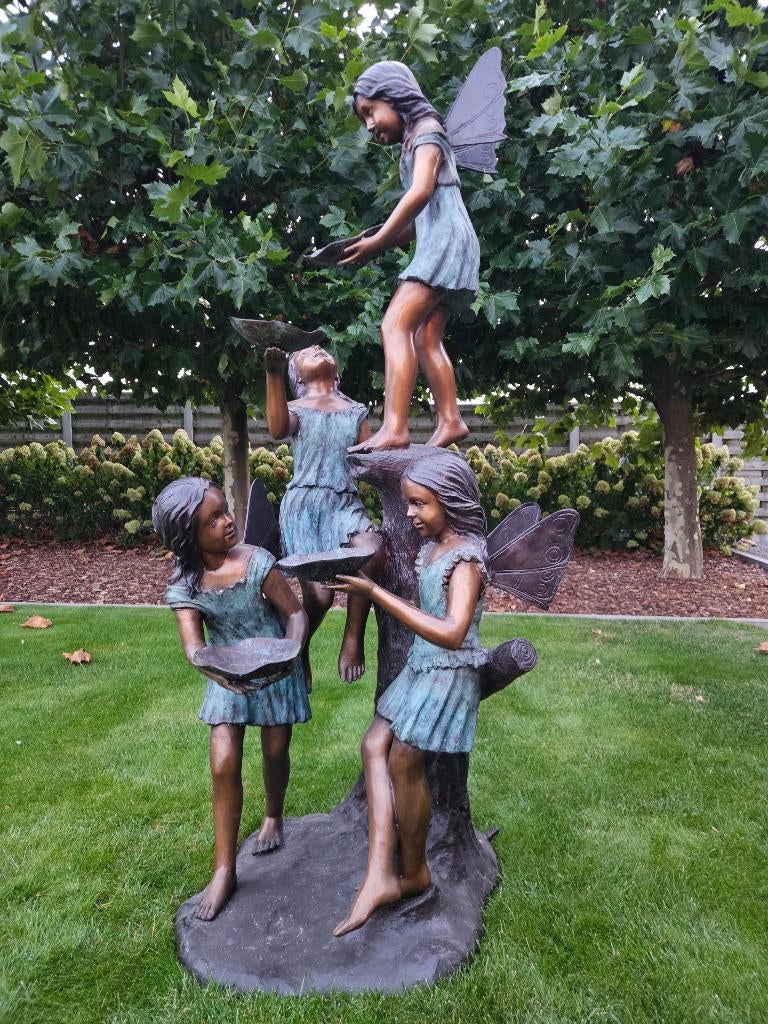 BRONZEN FONTEIN 4 ELFEN KAN OOK ALS DRINKPLAATS VOGELS LEES!, Tuin en Terras, Ophalen of Verzenden, Nieuw, Overige materialen