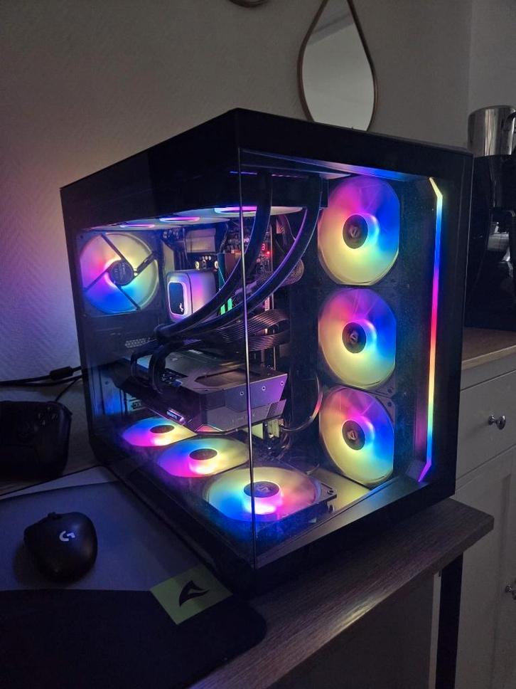 High-end Gaming PC, Informatique & Logiciels, Ordinateurs de bureau, Comme neuf, 4 Ghz ou plus, SSD, 64 GB ou plus, Avec carte vidéo