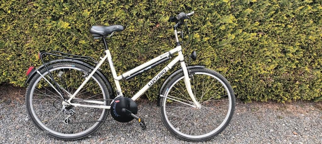 Vélo Lugano POUR DAME OU ADOLESCENT ., Vélos & Vélomoteurs, Vélos | Femmes | Vélos de sport & de randonnée, Utilisé, Autres marques
