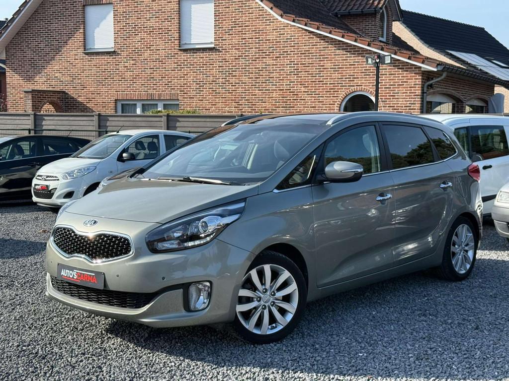 Kia Carens Benzine Weinig KIlometers Pano Airco Camera 7 ZIt, Auto's, https://public.car-pass.be/vhr/3c8969c3-e553-454d-8888-5629407ef07e