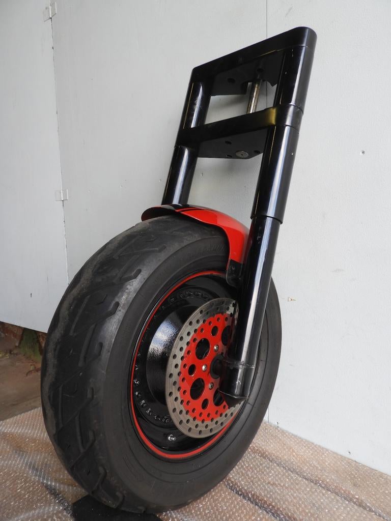 Fourche avant/roue avant/garde-boue, Motos, Enlèvement