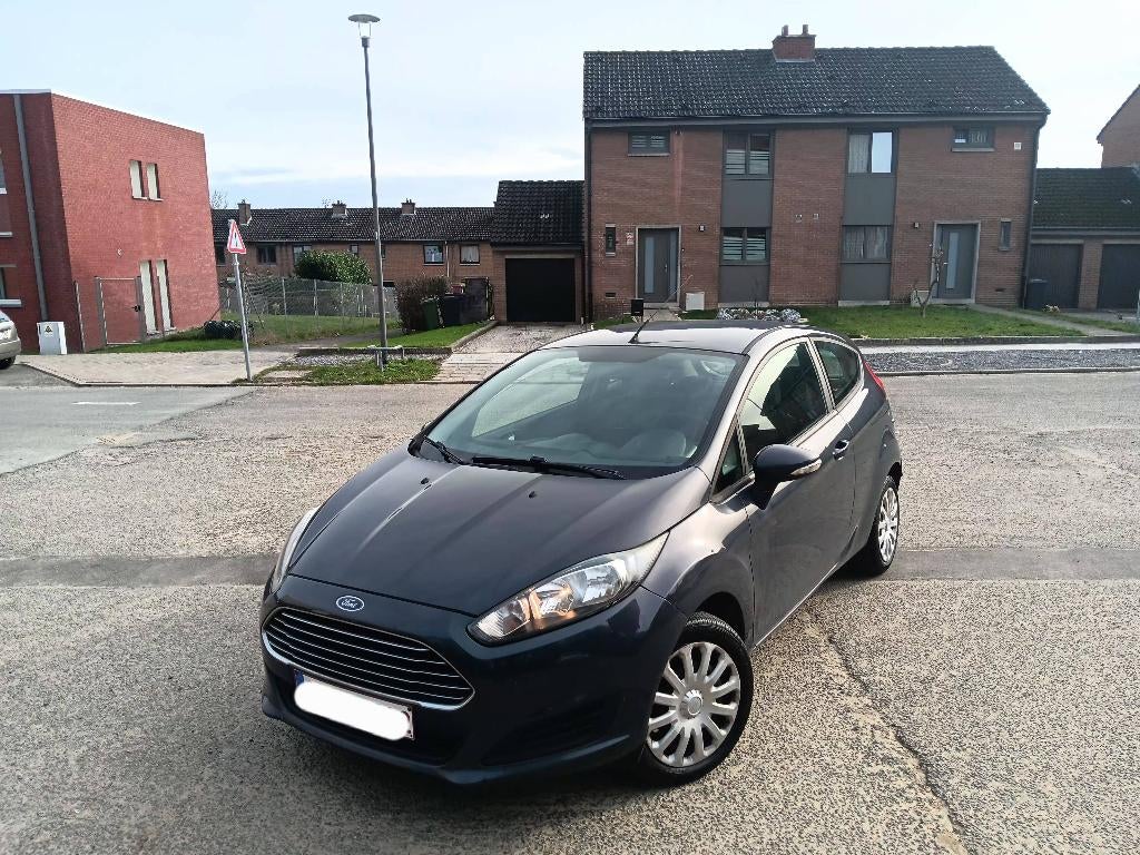 ford fiesta 1.5 TDCI 2013 Euro 5b Clim Siège Chauffant, Voorwielaandrijving, Stof, Particulier, Fiësta