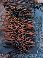 Grote partij sierstukken poort, Ophalen