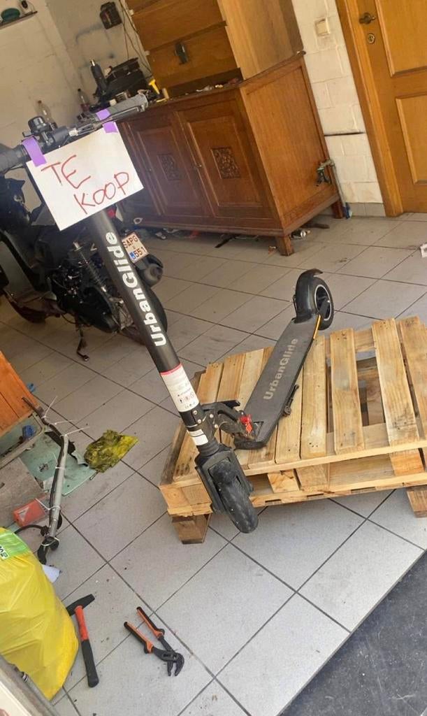 UrbanGlide Elektrische Step – Direct meenemen!, Fietsen en Brommers, Steps, Ophalen, Zo goed als nieuw, Elektrische step (E-scooter)