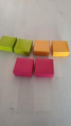Leuke vierkante doosjes in 3 kleuren UITVERKOOP, Ophalen of Verzenden, Nieuw, Kraamcadeau