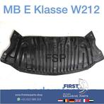 W212 motor onderplaat Mercedes E Klasse 2009-2016 W204 W212, Auto-onderdelen, Gebruikt, -, Ophalen of Verzenden, -