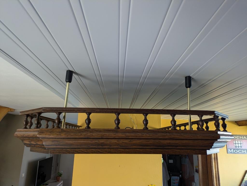 Plafonddecoratie donkere eik met ingebouwde spots, Huis en Inrichting, Keuken | Keukenelementen, Ophalen