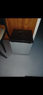 Kleine koelkast met vriesvak, Ophalen