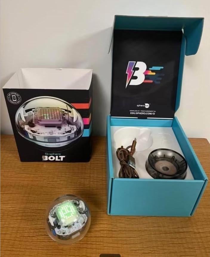 Sphero BOLT – Like New – €175, Computers en Software, Overige Computers en Software, Zo goed als nieuw, Ophalen
