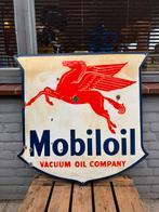 Mobiloil Pegasus emaille reclamebord 1953, Verzamelen, Ophalen, Gebruikt, Reclamebord