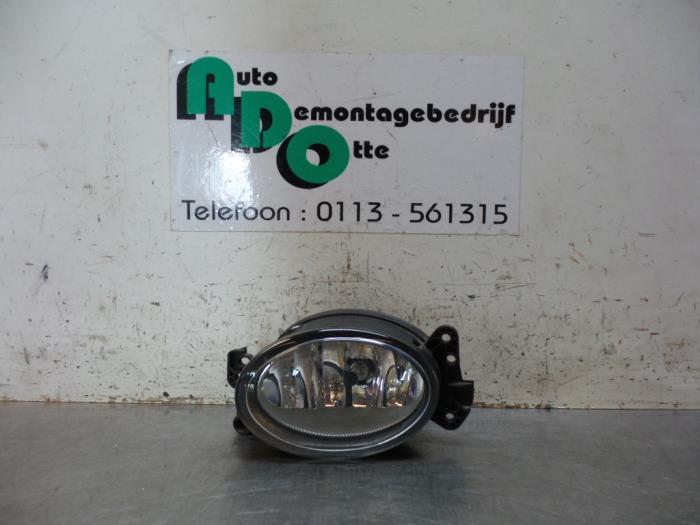 Feu antibrouillard avant gauche d'un Mercedes A-Klasse (A-Kl, Autos : Pièces & Accessoires, Éclairage, Utilisé, 3 mois de garantie