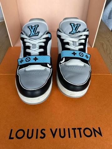 Louis vuitton sneakers 43 beschikbaar voor biedingen