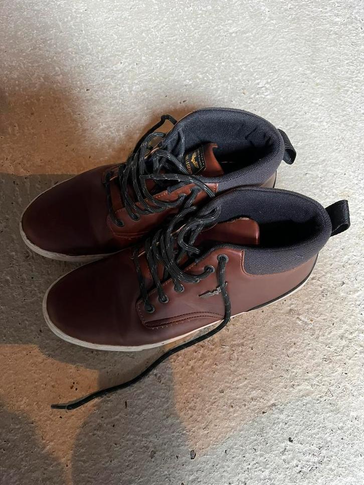 Chaussures Pall Mall PME taille 41, Vêtements | Hommes, Chaussures, Comme neuf, Autres types, Brun, Enlèvement ou Envoi