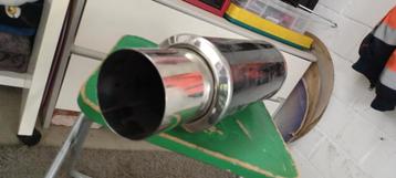 eindemper in carbon in nieuwstaat  ,aansluiting 63 mm beschikbaar voor biedingen