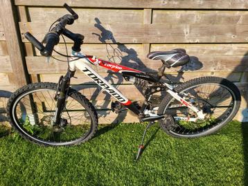 MTB Jongen rood/wit/zwart 8-11jaar beschikbaar voor biedingen