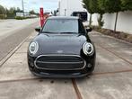 Mini one 1.5 benzin   bj 2020  Euro 6 d, Auto's, USB, Euro 6, Zwart, Handgeschakeld