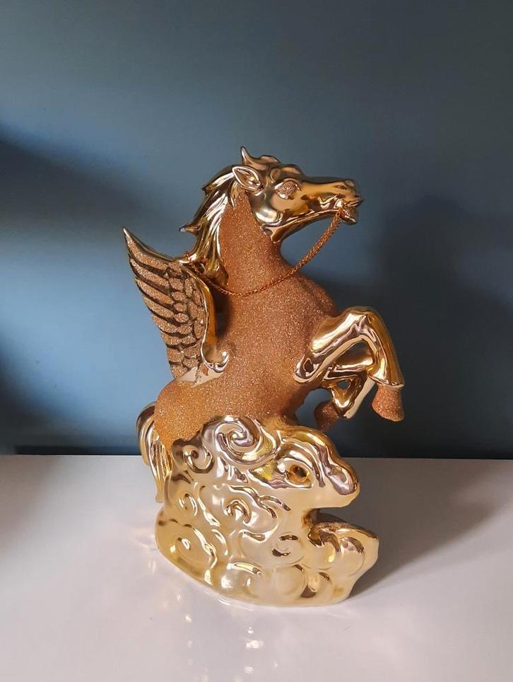 Gouden paard decoratie beeld, Verzamelen, Beelden en Beeldjes, Nieuw, Dier, Ophalen of Verzenden