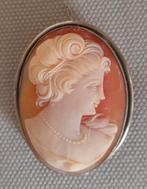 Prachtige Camee hanger/broche in zilveren rand., Bijoux, Sacs & Beauté, Bijoux anciens, Enlèvement ou Envoi, Argent, Pendentif