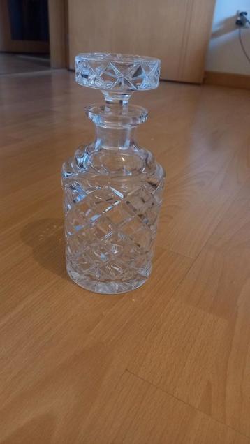 Kristallen karaf uit 1982. Zeer goede conditie. beschikbaar voor biedingen