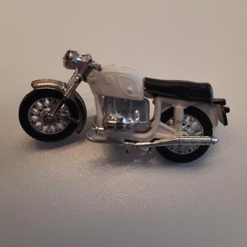 MOOI MODEL van een VINTAGE motor. Made in France. beschikbaar voor biedingen