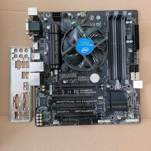 Moederborden 4de en 5de generatie Intel (LGA 1150), Computers en Software, Moederborden, Zo goed als nieuw, Intel, DDR3, Ophalen of Verzenden