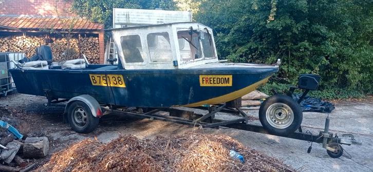 Boot incl. Trailer en motor 10pk, Watersport en Boten, Motorboten en Motorjachten, Ophalen